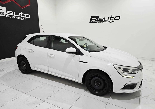 Renault Megane cena 24900 przebieg: 245008, rok produkcji 2017 z Morąg małe 137